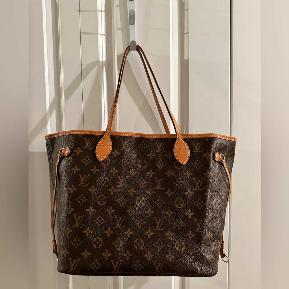LV Neverfull